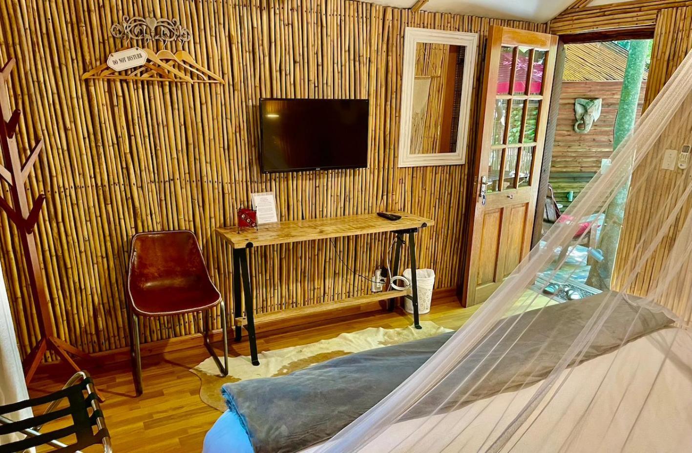 Iris Retreat & Island Day Spa Hartbeespoort Eksteriør billede