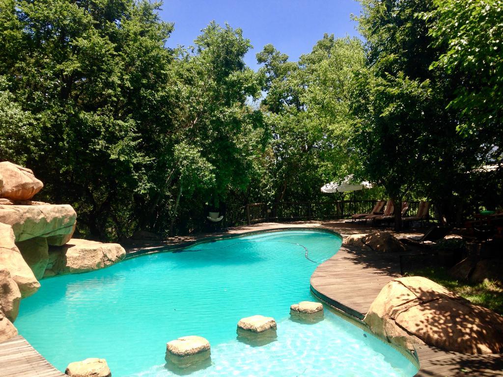 Iris Retreat & Island Day Spa Hartbeespoort Eksteriør billede